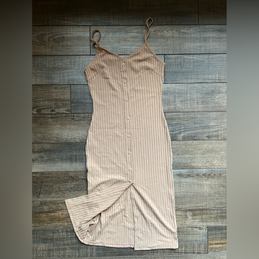 Ribbed dress w/ leg slit